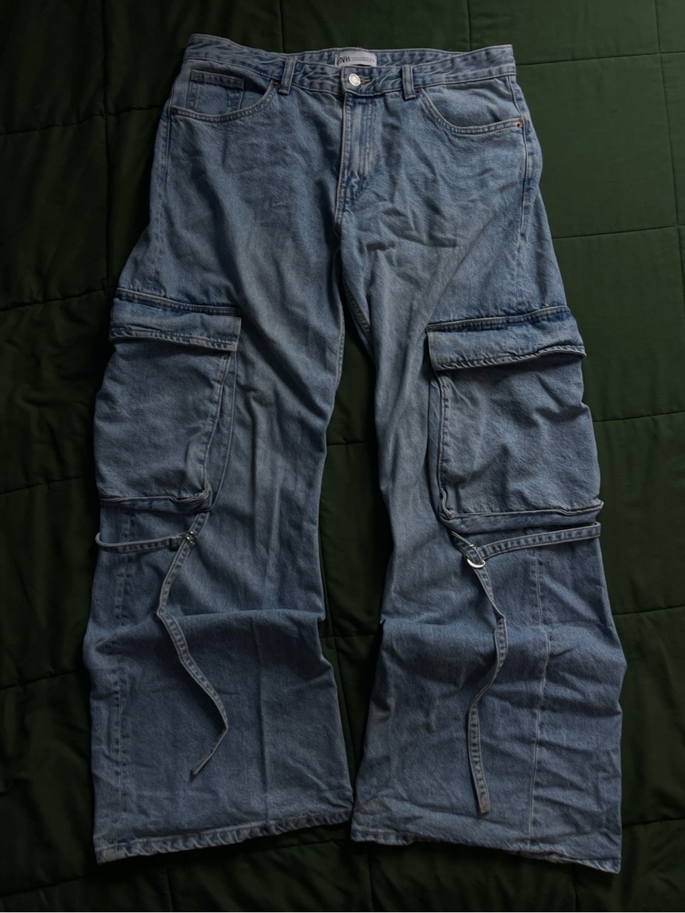 Zara Men’s Blue Cargo Denim Pants with Pockets